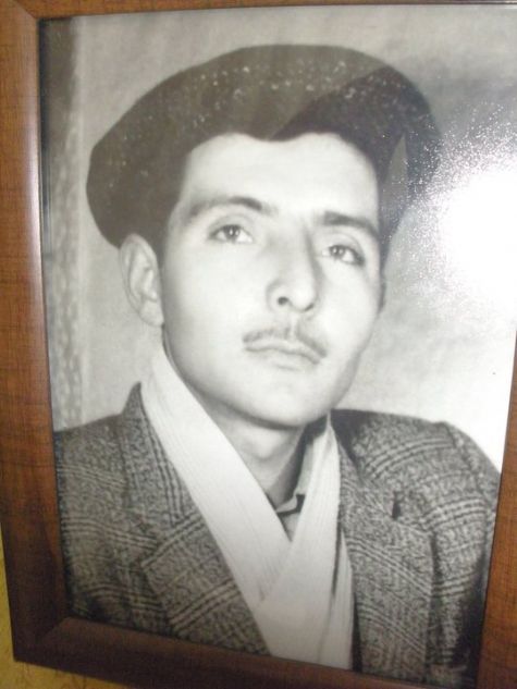 BEN�M BABAM ADAM G�B� ADAM (D�YORSAN) L�TFEN OKU...