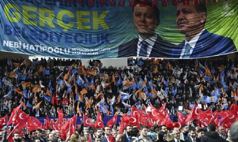 Ak Partide yeni d�nem�